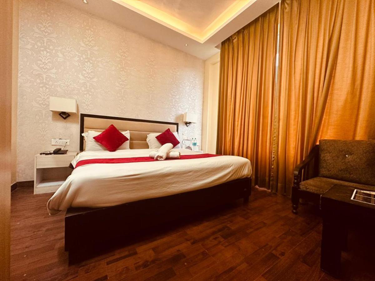 Hotel Royal Residency Manali  Exterior photo